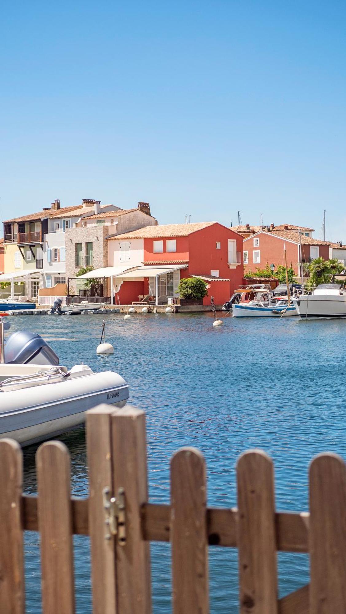 Appartement Amour Terrasse Sur L'Eau Grimaud Exterior photo