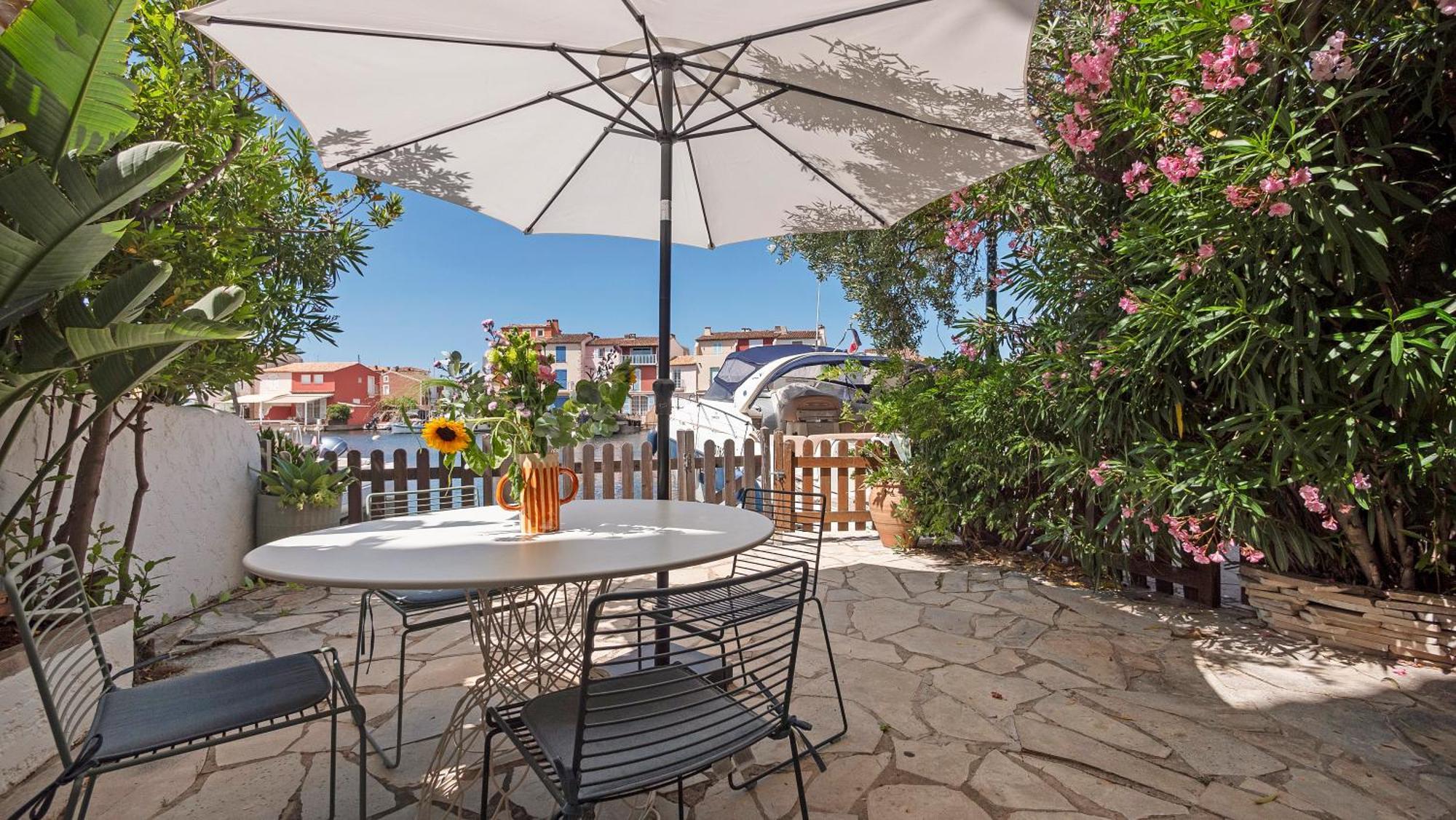 Appartement Amour Terrasse Sur L'Eau Grimaud Exterior photo